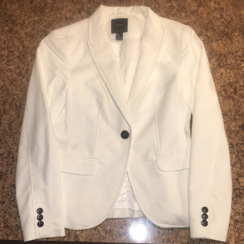 Forever 21 White blazer